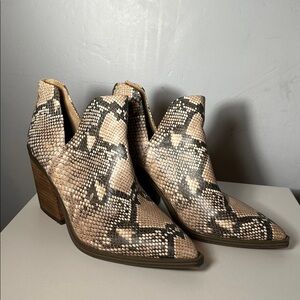 Vince Beige Snakeskin Boots